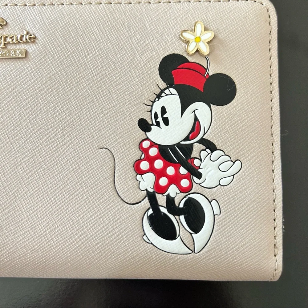 Kate Spade x Disney Minnie Mouse Lacy Continental Zip Wallet